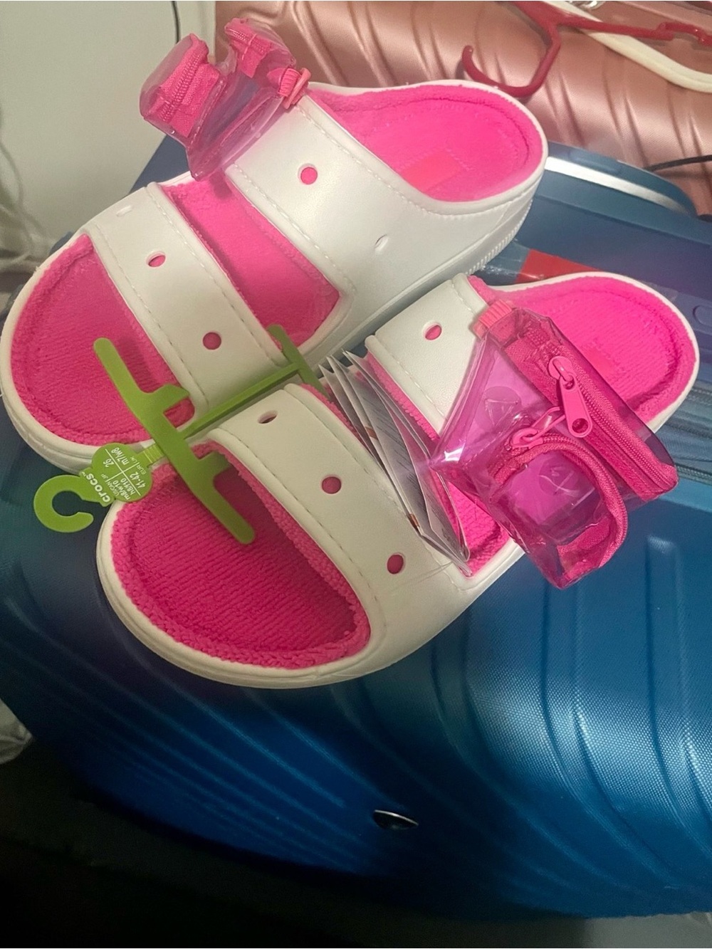 Crocs Slippers(new) - Picture 3 of 7